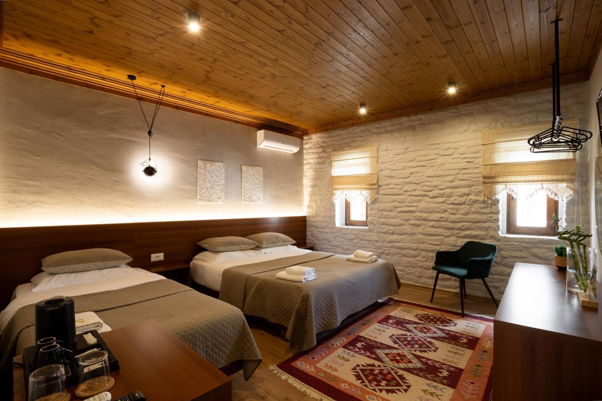 The Stone Sky Hotel Gjirokastra Zewnętrze zdjęcie
