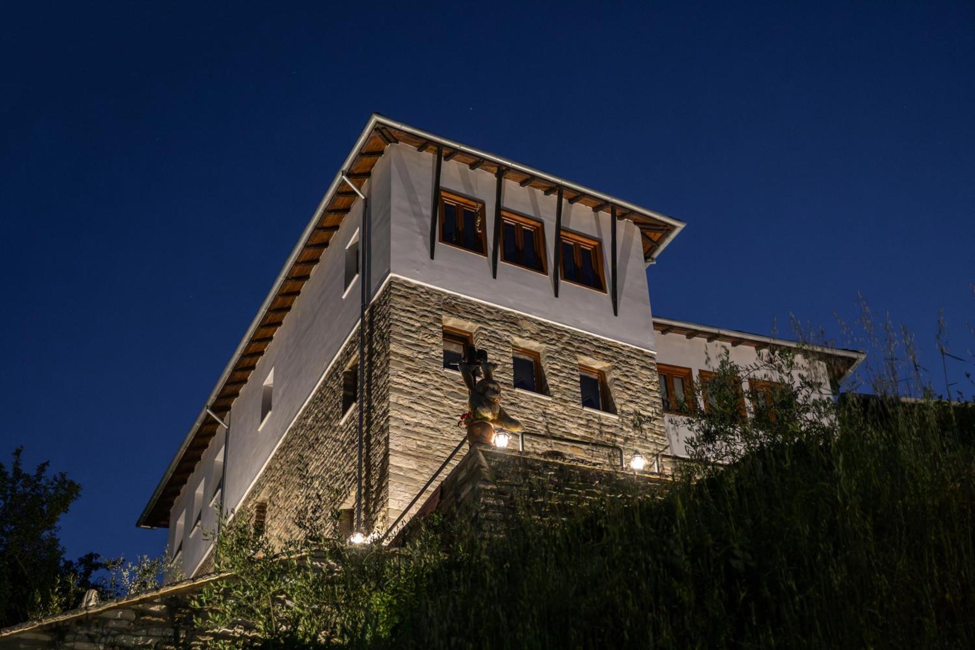 The Stone Sky Hotel Gjirokastra Zewnętrze zdjęcie