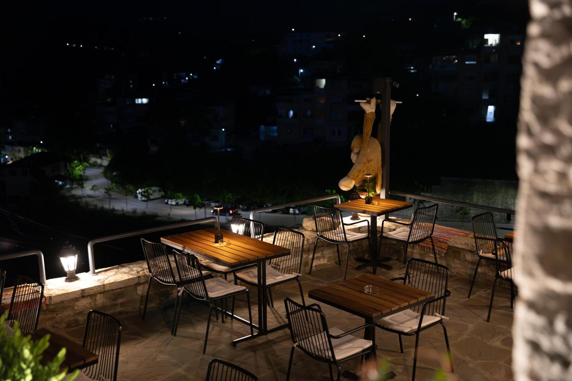 The Stone Sky Hotel Gjirokastra Zewnętrze zdjęcie